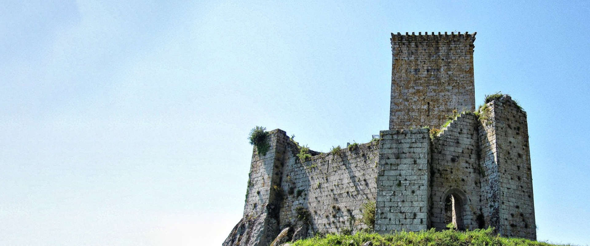 Castillo de los Condes de Andrade